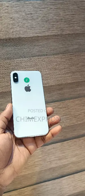Photo - Apple iPhone X 64 GB White