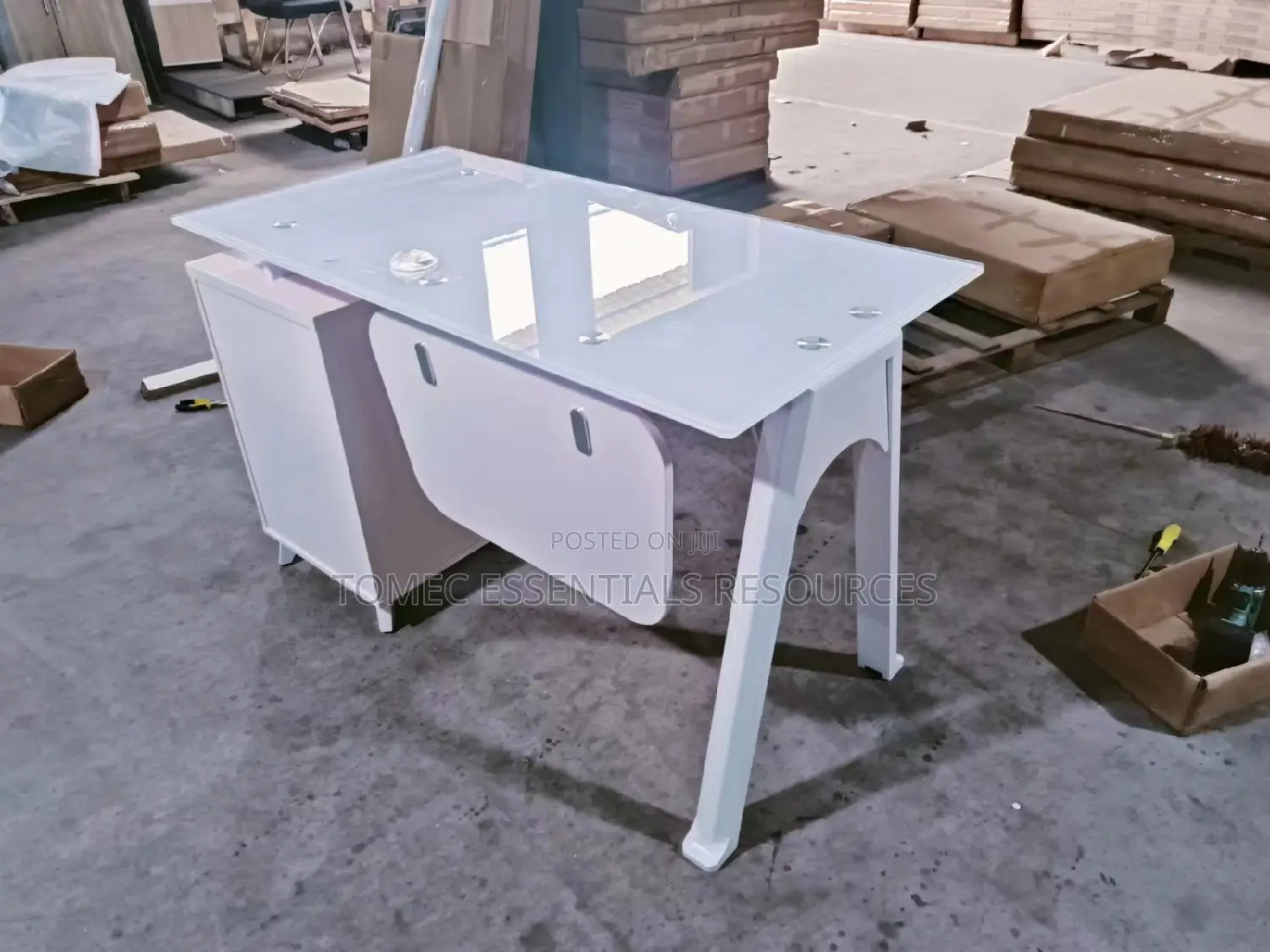 Imported Quality Tampered Glass Office Table