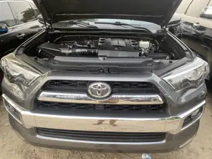 Toyota 4-Runner Limited 4X4 2013 Gray
