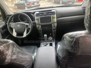 Toyota 4-Runner Limited 4X4 2013 Gray