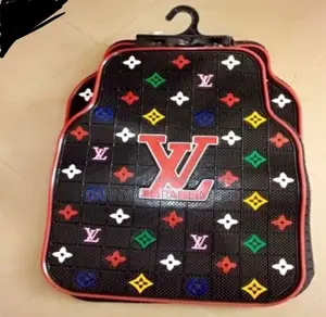 Universal 5 Pieces Lv Rubber Car Foot Mat With Steeringcover