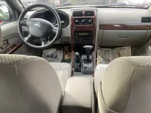 Nissan Xterra 2002 Gray