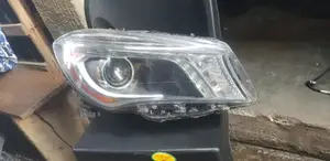 CLA250 2015 LED Right Side Headlights With Chargers