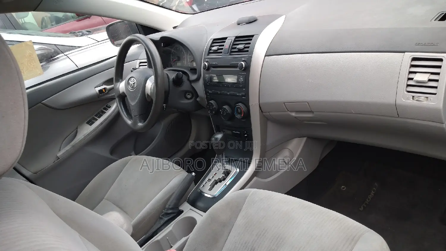 Toyota Corolla 2010 Red