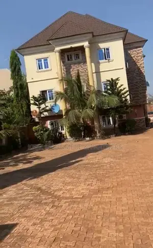 For Sale : Functional 24 Rooms Hotel Enugu,