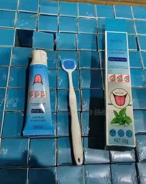 Tongue Cleaning Kit
