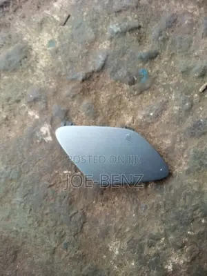 E350 2014 Front Bumper Towing Cover