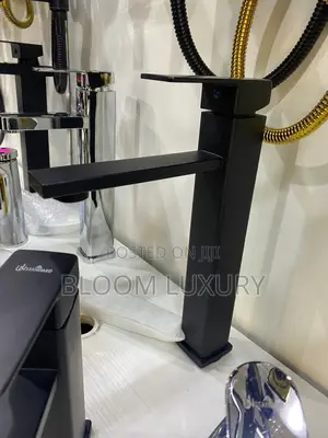 Matt Black Countertop Basin Faucet