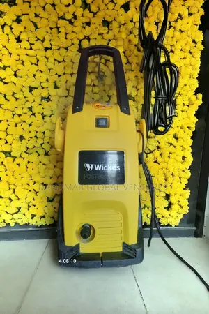 Wickes 1800w High Pressure Washer With on-Board Soap Tank