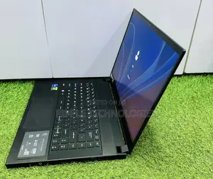 Laptop MSI 16GB Intel Core i7 SSD 1T
