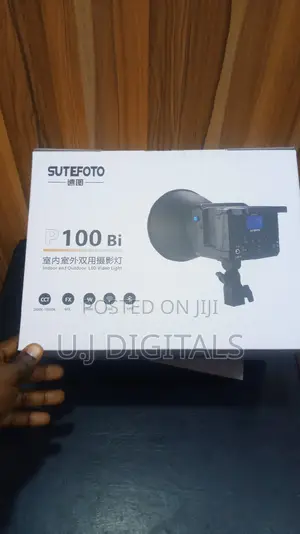 Sutofoto P100bi Professional LED Video Light