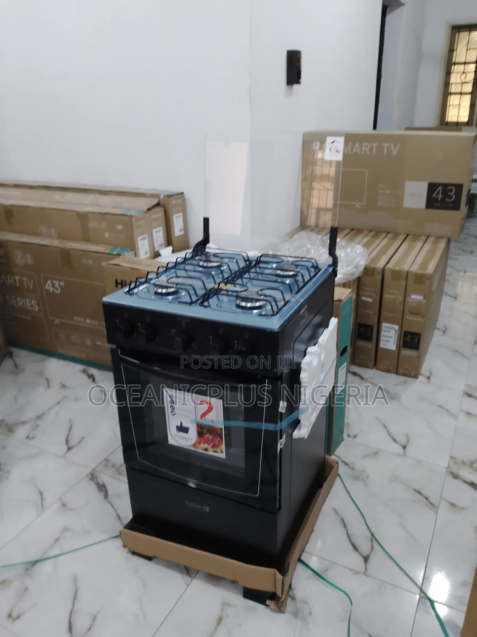 Efficient Scanfrost 4 Burner and Oven