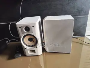 Studio Monitor Speaker