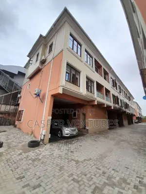 1bdrm Shared Apartment in Cruz, Ikate for rent