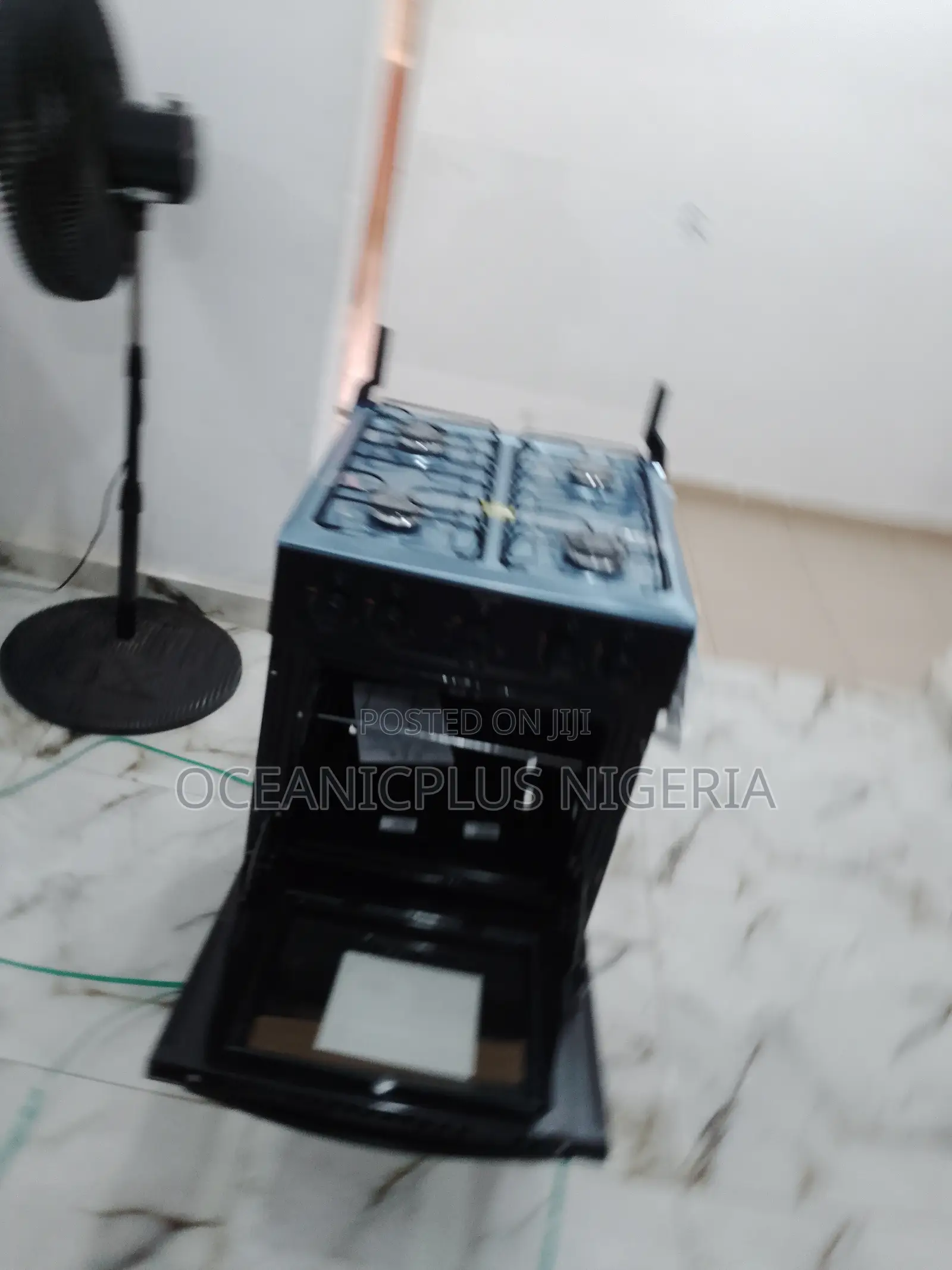 Highly Efficient Scanfrost 4 Burner and Oven