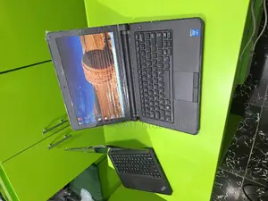 Laptop Dell Latitude 3330 8GB Intel Core I5 SSHD (Hybrid) 500GB