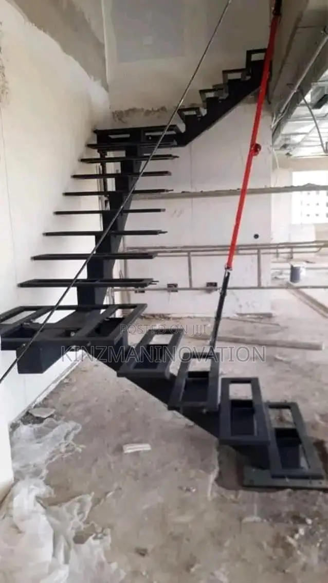 Floating Staircase/Suspended Staircase