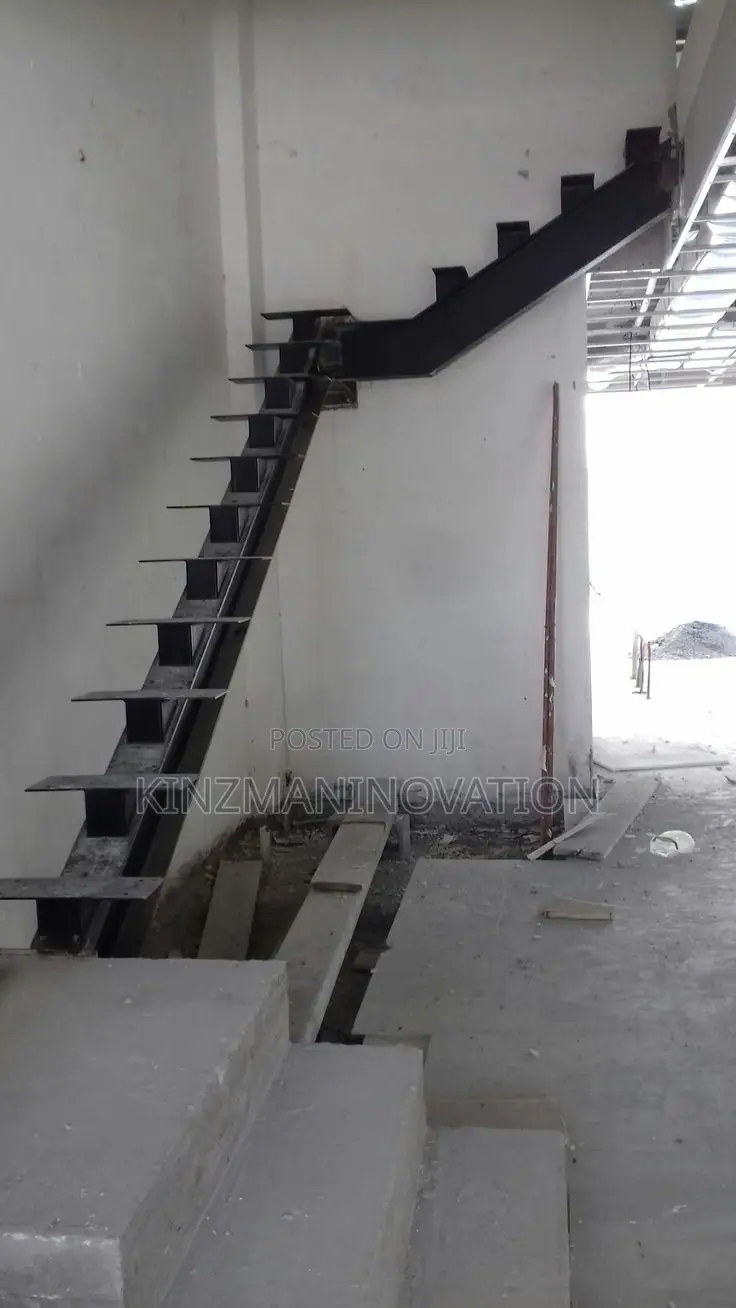 Floating Staircase/Suspended Staircase