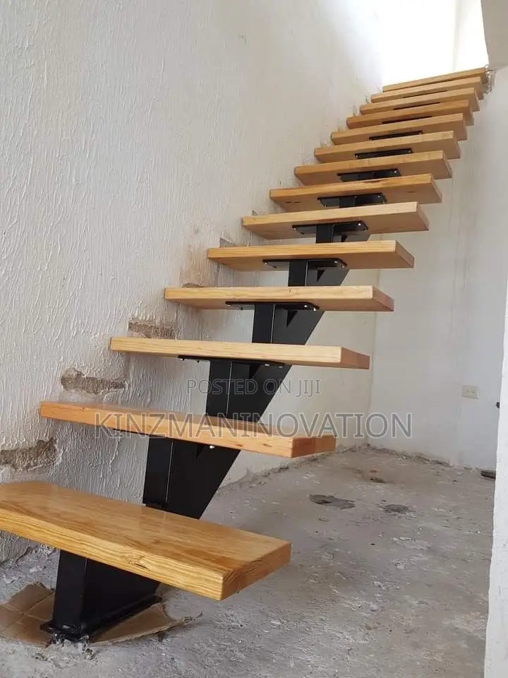 Floating Staircase/Suspended Staircase