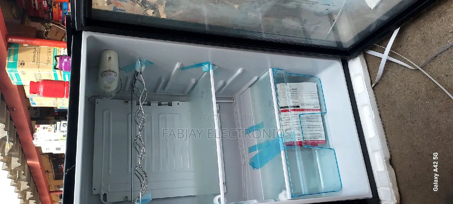Polystar Showcase Fridge