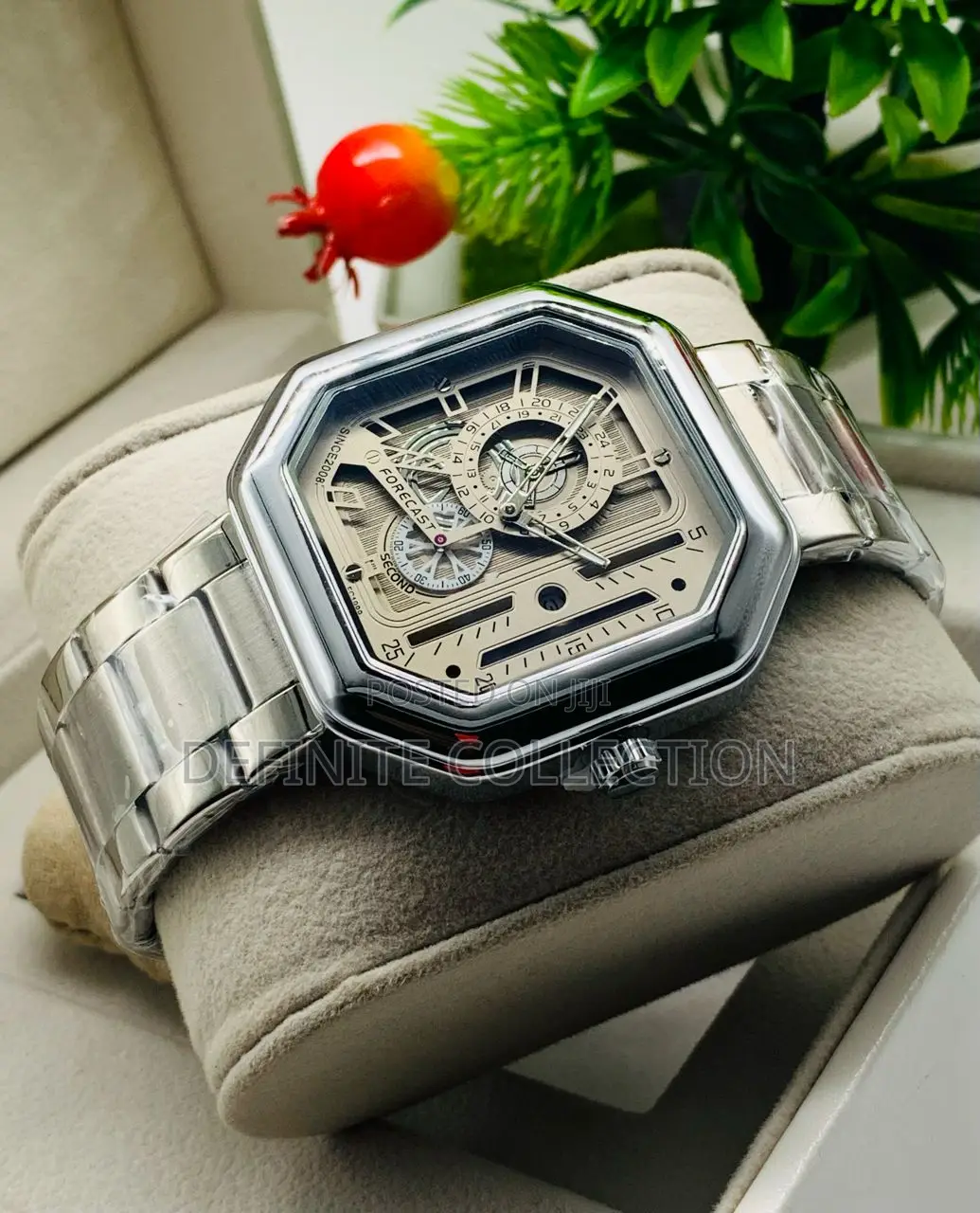 FORECAST Cooperate Wristwatch