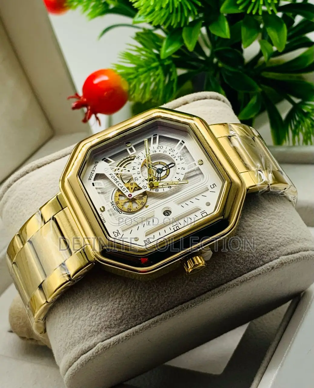 FORECAST Cooperate Wristwatch