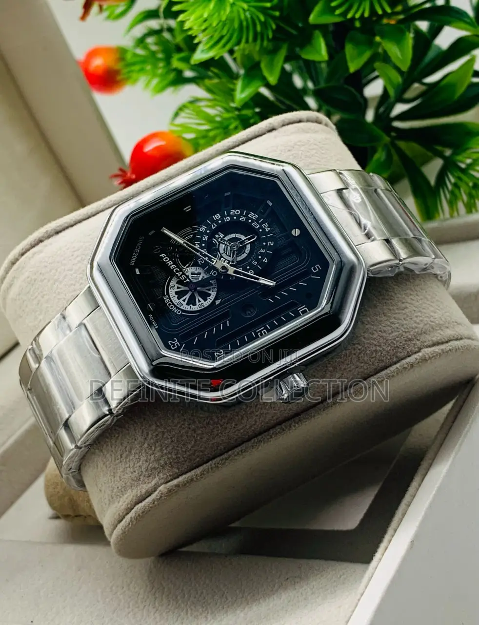 FORECAST Cooperate Wristwatch