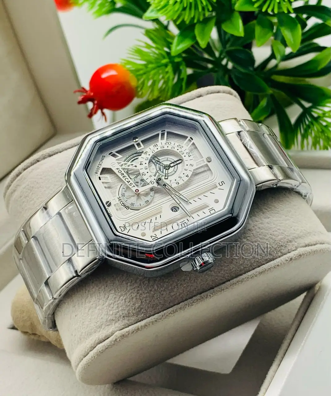 FORECAST Cooperate Wristwatch