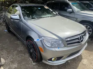 Mercedes-Benz C300 2011 Gray
