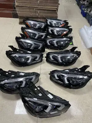 Mercedes Benz GLE Headlights 2021