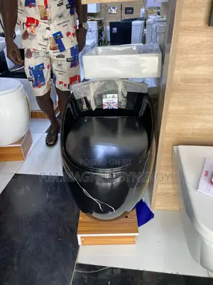 England Standard Black Design Toilet.