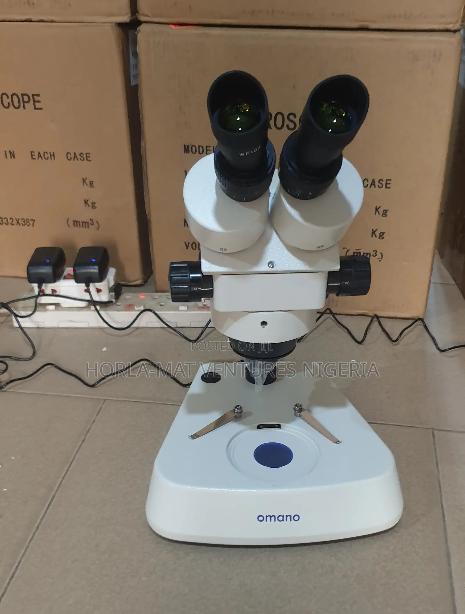 Binocular Paleontological Microscope (OMANO)