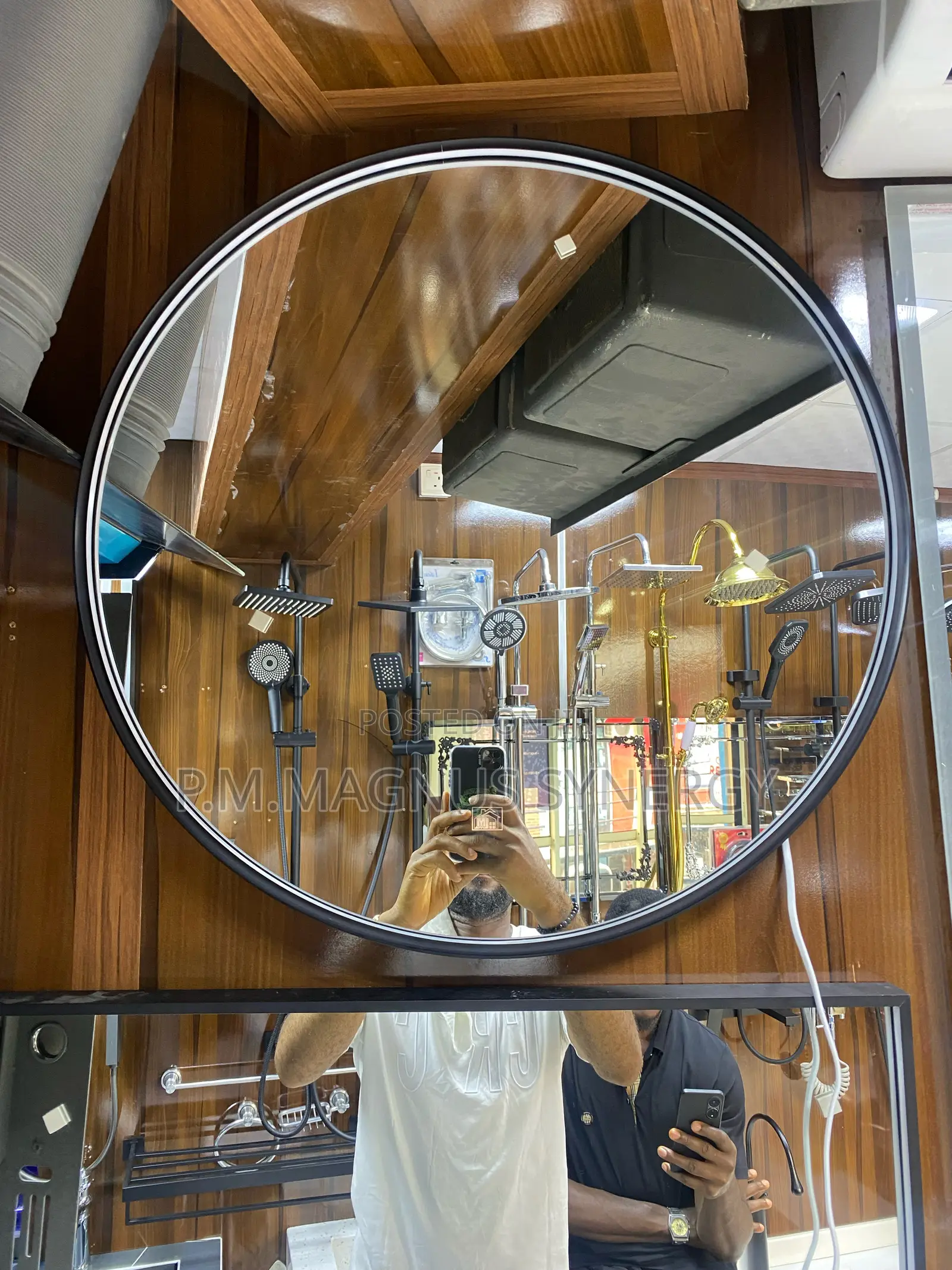 England Standard 3ligth Mirror.