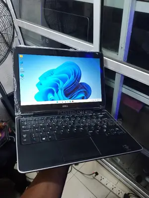 Laptop Dell Latitude E7240 8GB Intel Core i5 SSD 128GB