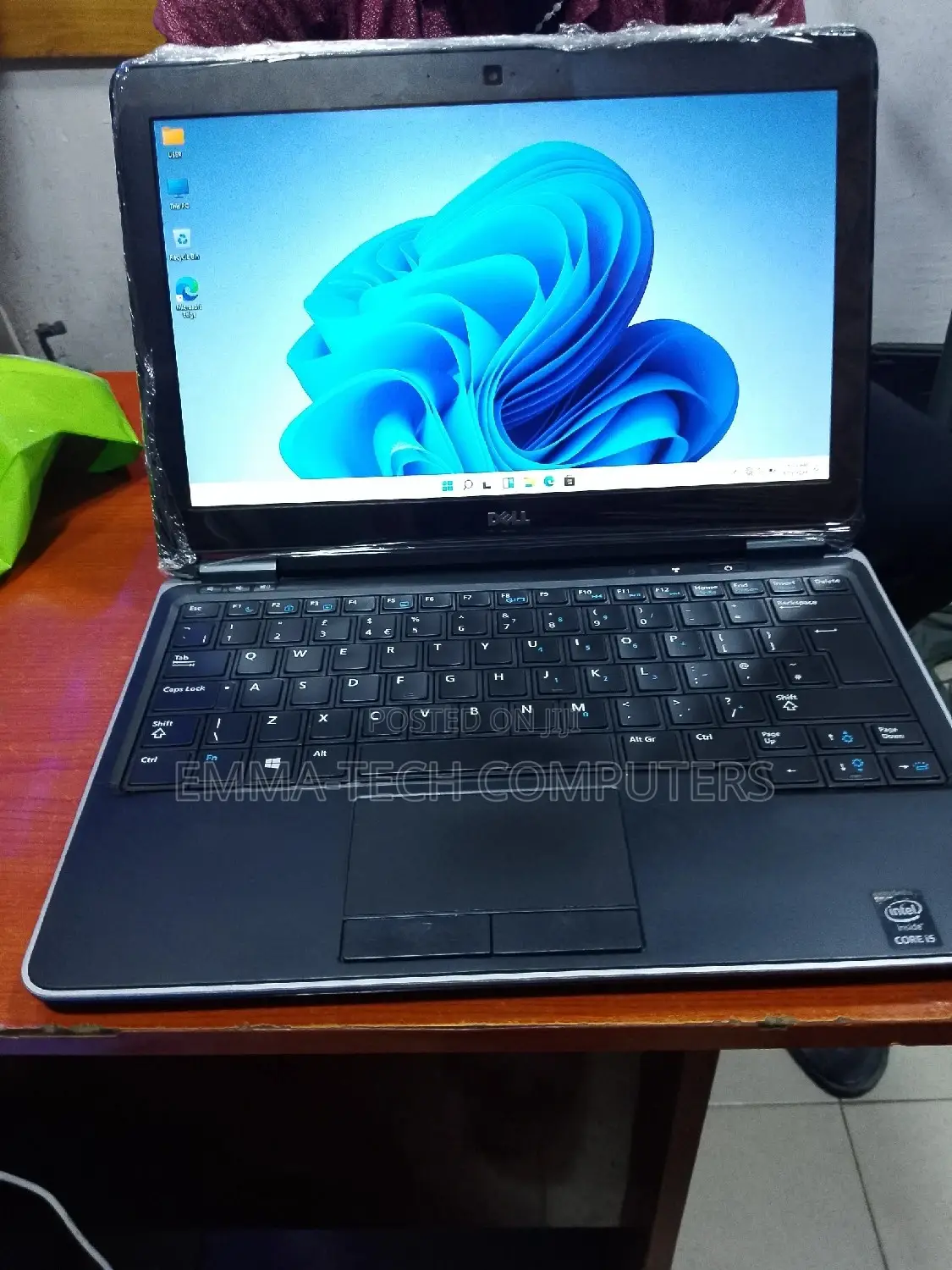 Laptop Dell Latitude E7240 8GB Intel Core i5 SSD 128GB
