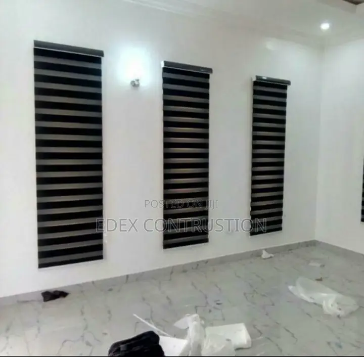 Blind's and Curtains