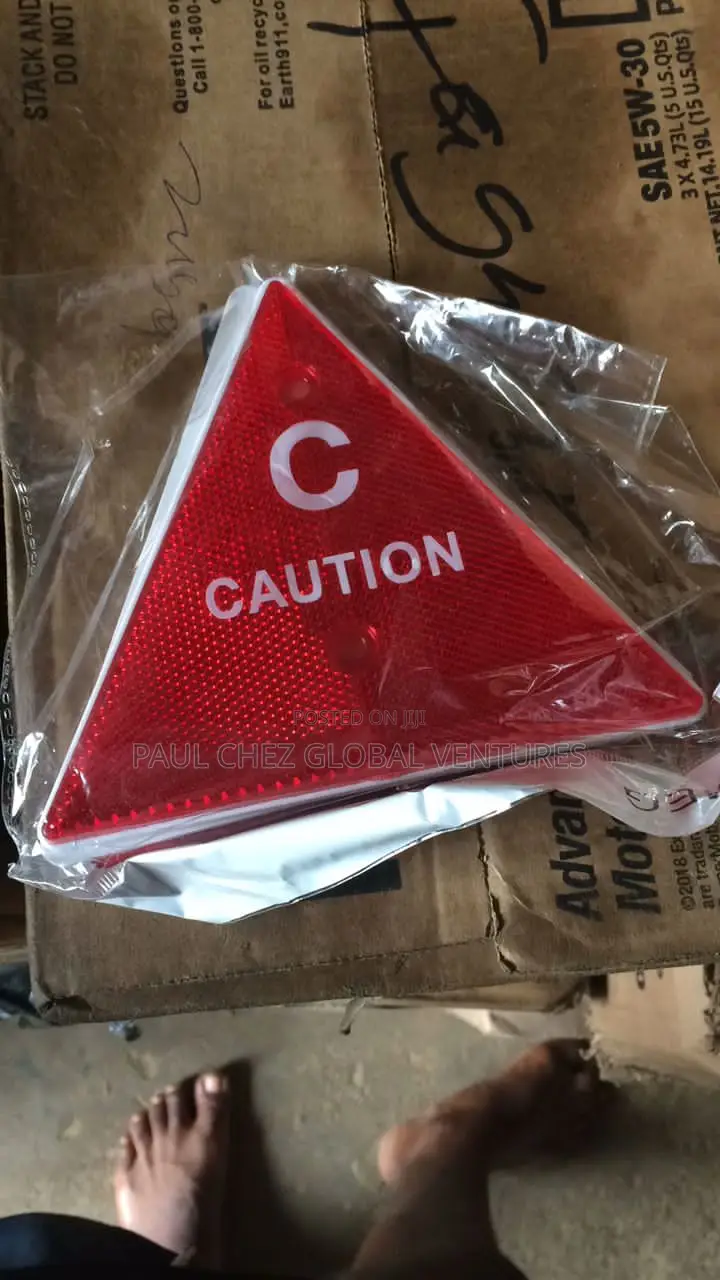 C Caution for All Vehicles