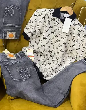 Luxury Gucci Jeans and T-Shirt