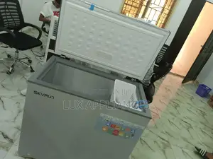 Cool and Easy to Use Skyrun Chest Freezer 200l