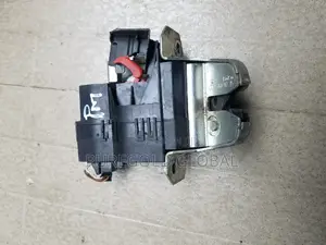 Mercedes Benz C Class Boot Latch (Catcher)