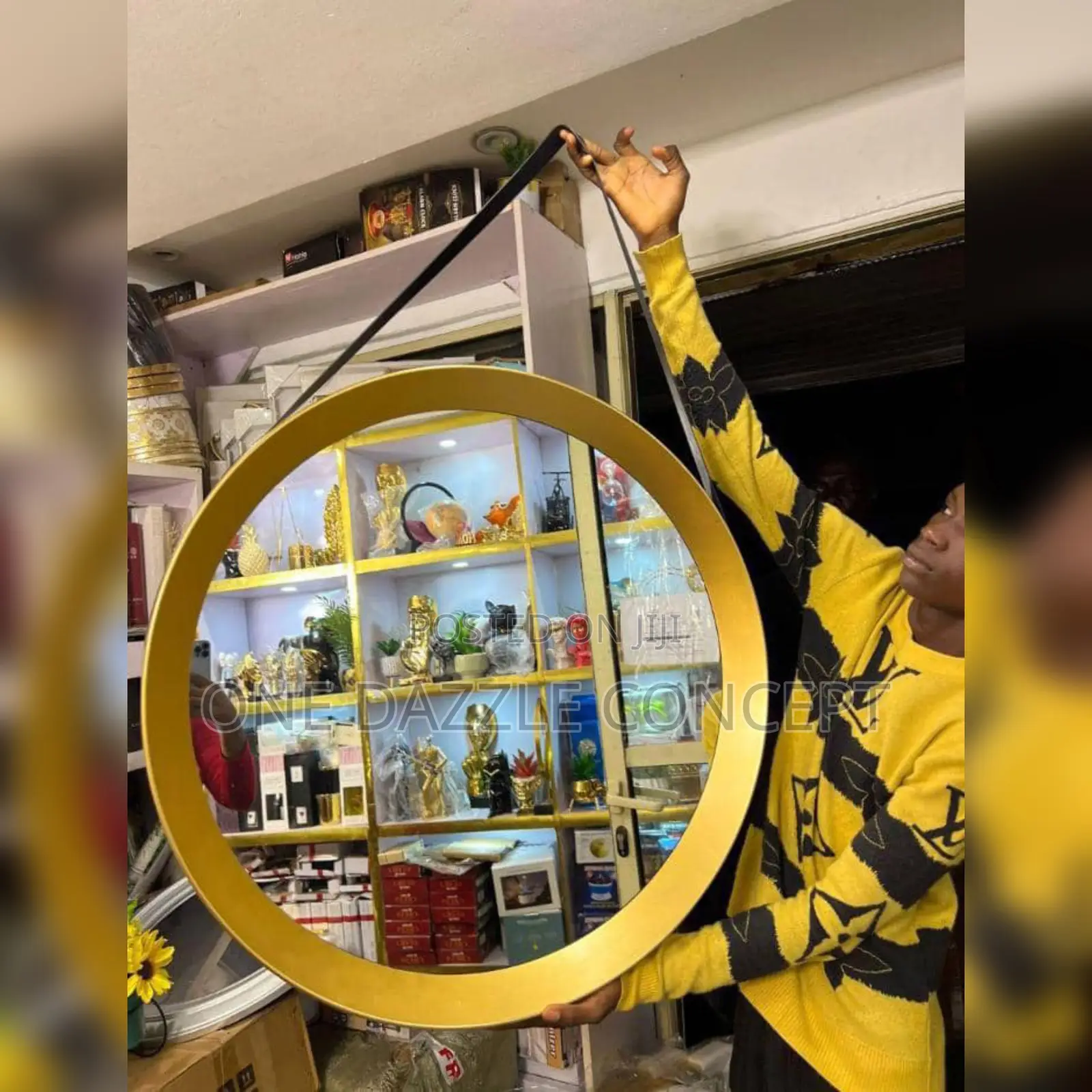 Belt Wall Mounted Mirror for Decoration