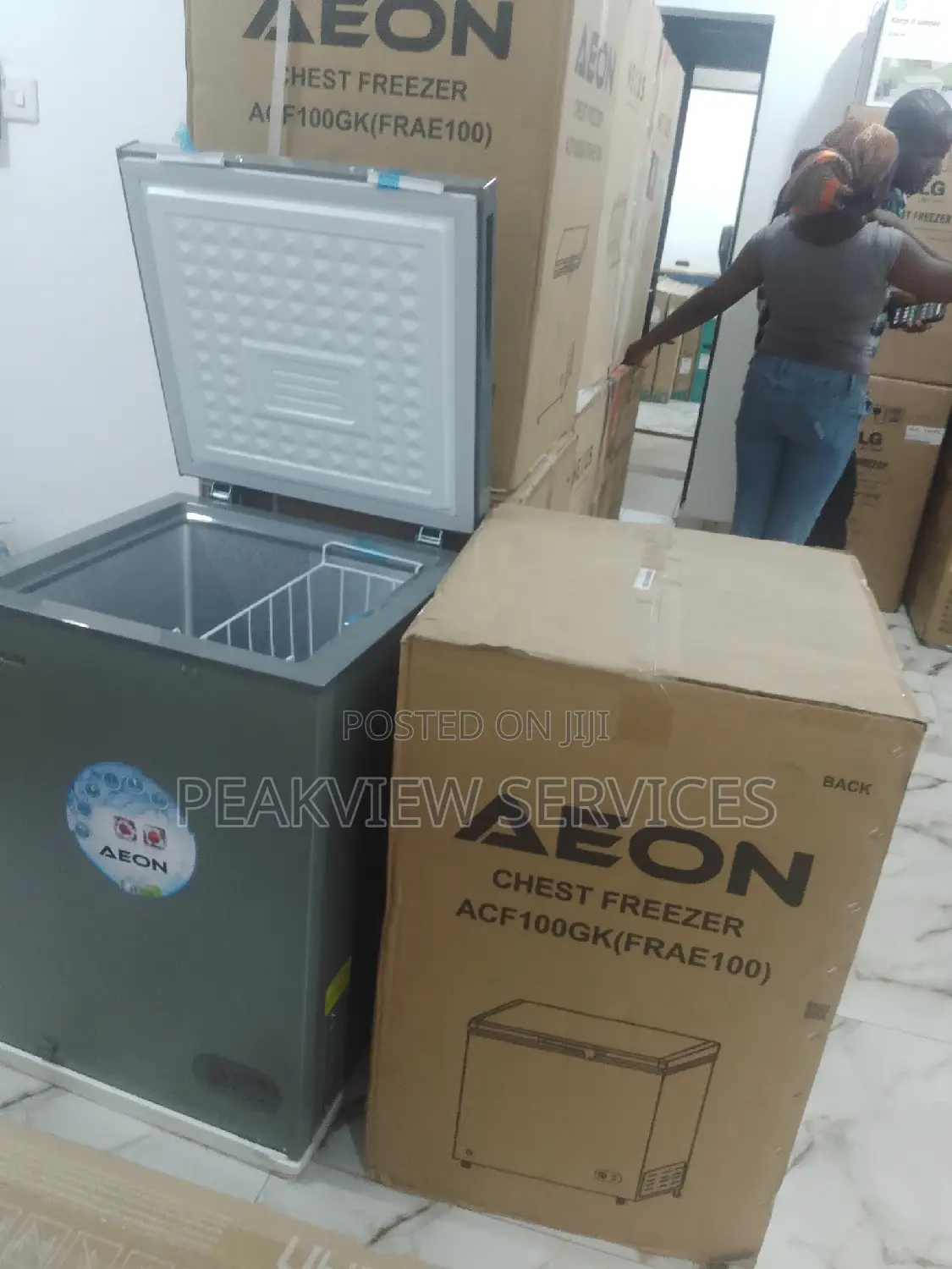 100L Aeon Chest Freezer With Basket