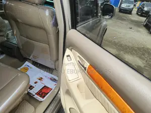 Lexus GX 470 2007 Gold