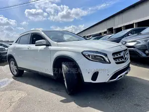 Mercedes-Benz GLA 250 2018 White