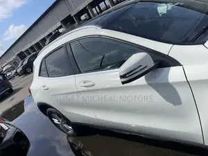 Mercedes-Benz GLA 250 2018 White