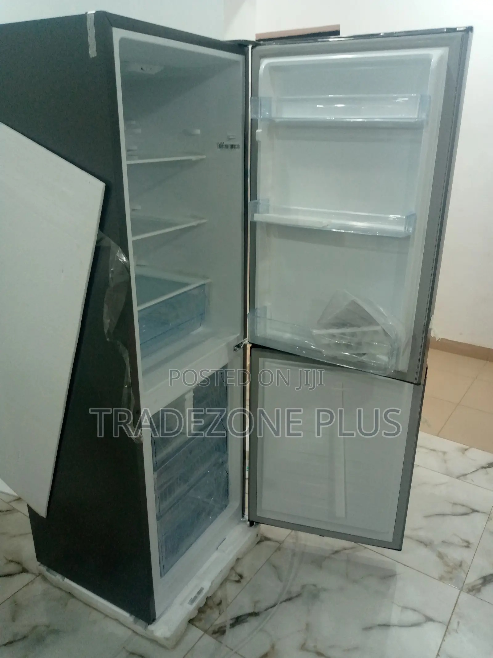 Grey Colour Hisense 225l Refrigerator(RD-29cda)