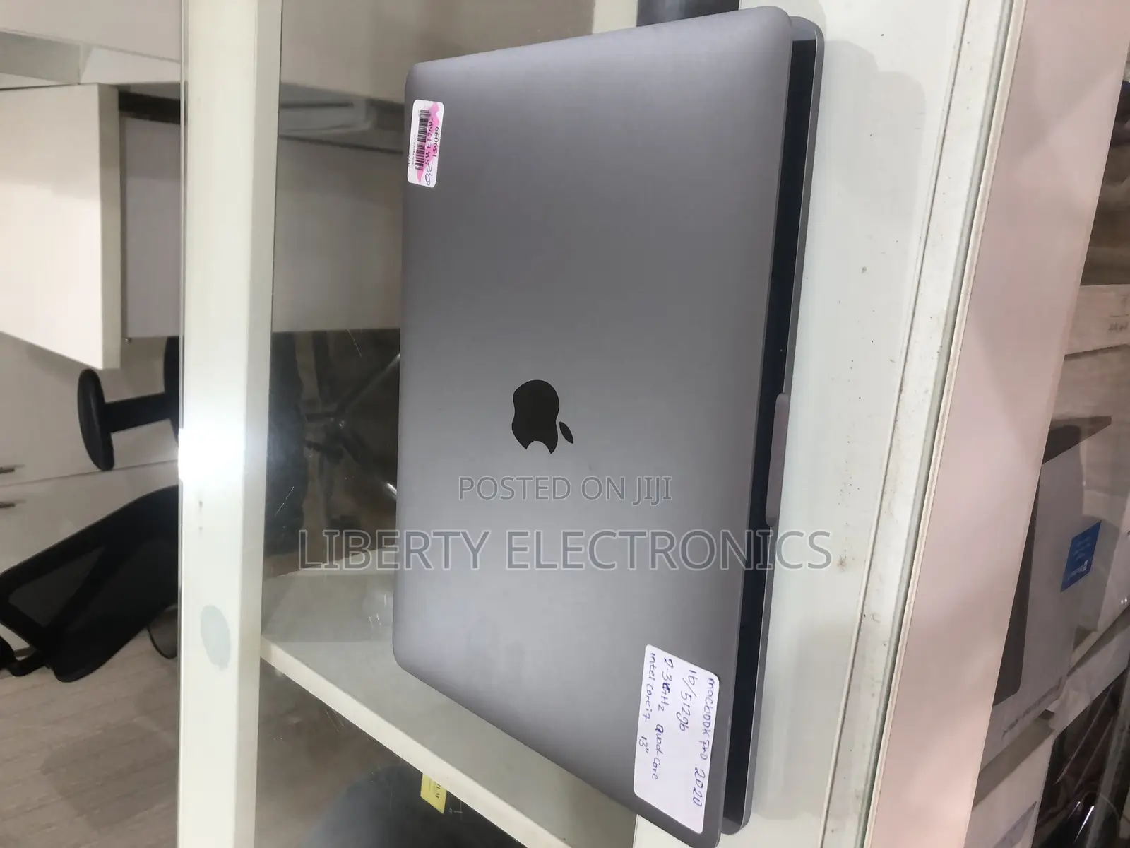 Laptop Apple MacBook Pro 2020 16GB Intel Core I7 SSD 512GB