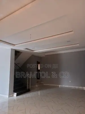4bdrm Townhouse / Terrace in Dakibiyu for rent