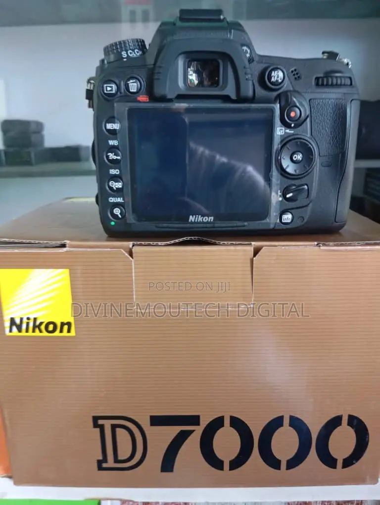 Nikon D7000 Digital Camera