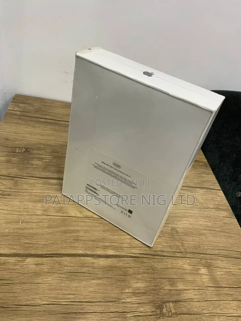 New Apple iPad Air 64 GB Gray